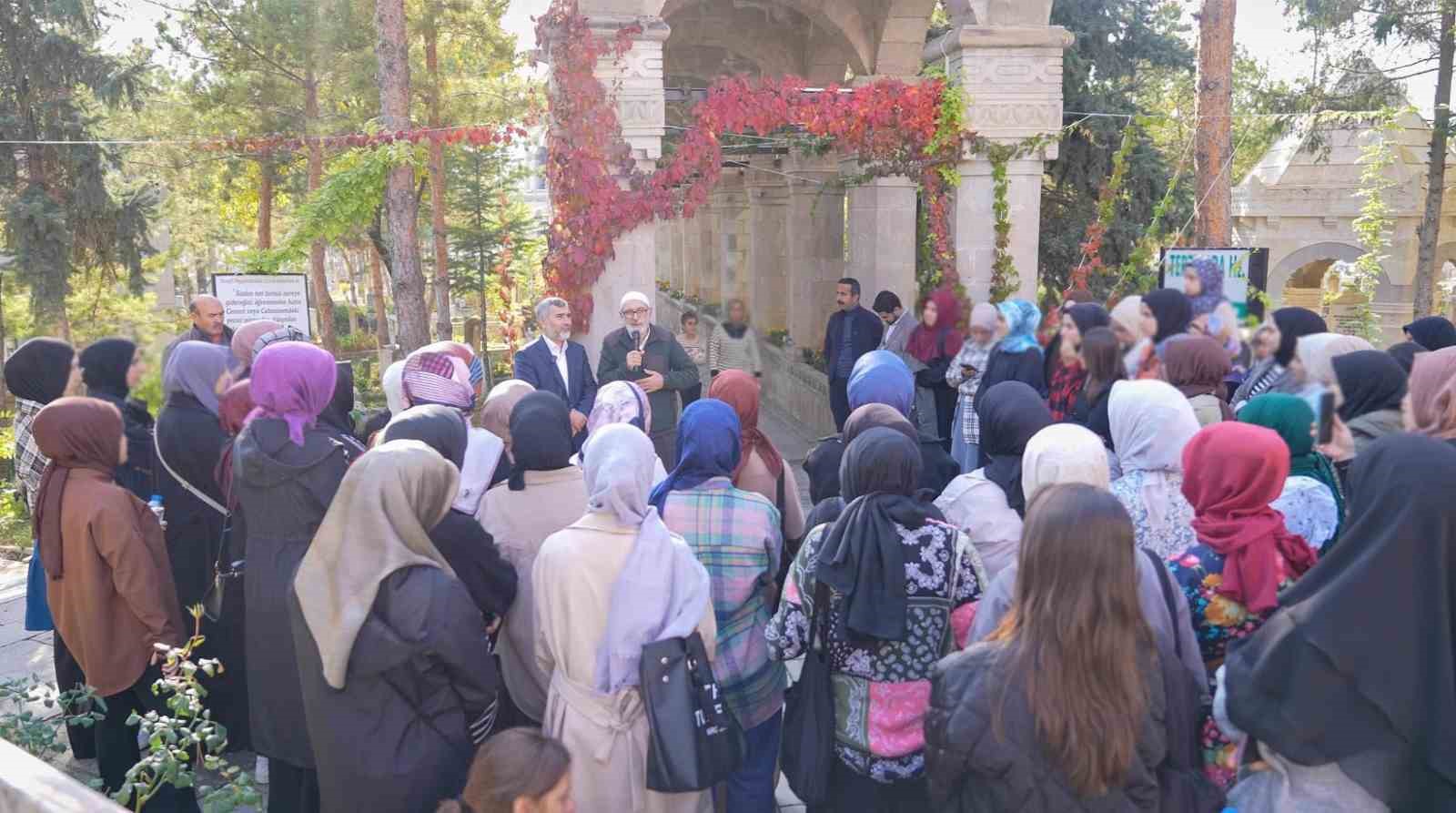 Erzincan M&uuml;ft&uuml;l&uuml;ğ&uuml; Gen&ccedil;lik Hizmetlerinden vefa ziyaretleri
