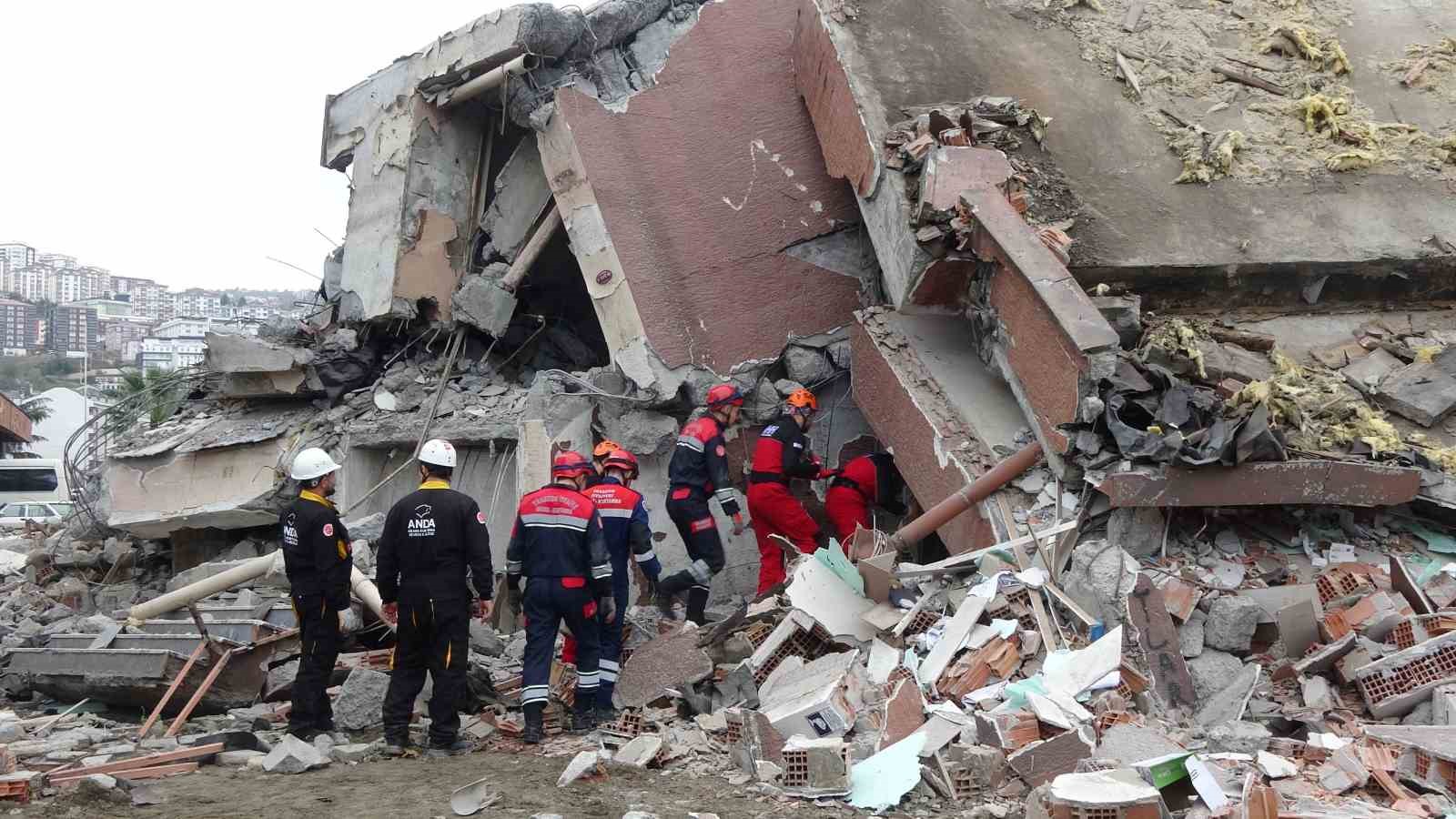 Trabzon&rsquo;da deprem tatbikatı
