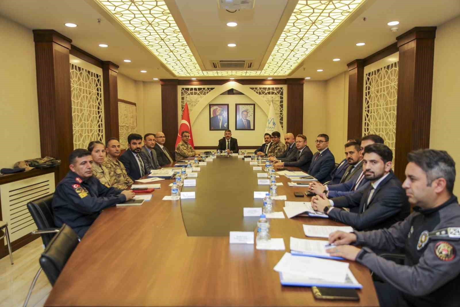 Vali Ali Çelik: "Hakkari’de asayiş olayları azaldı"