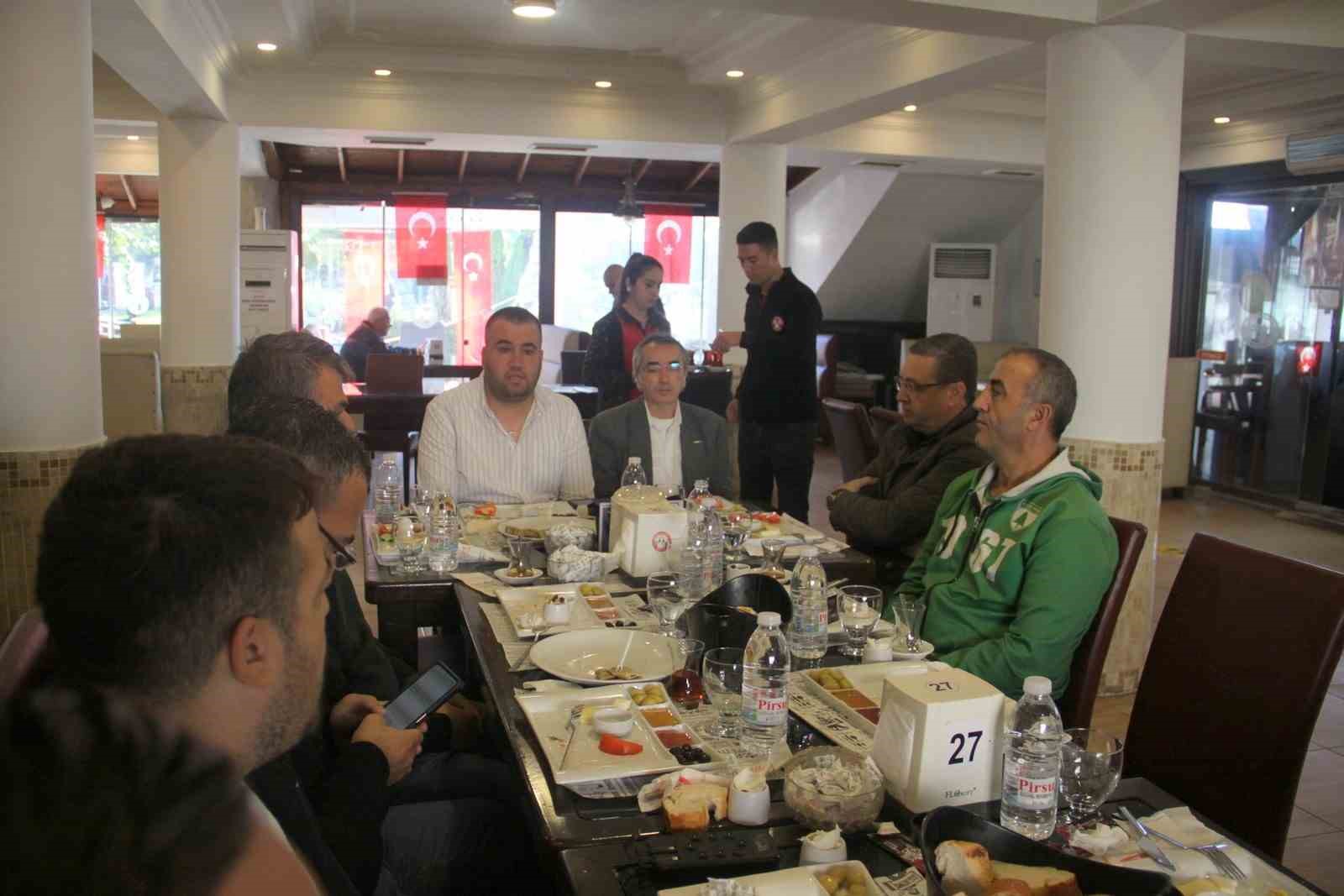 Muğla 48 Gençlik Taraftarlar Derneği basın mensuplarıyla bir araya geldi