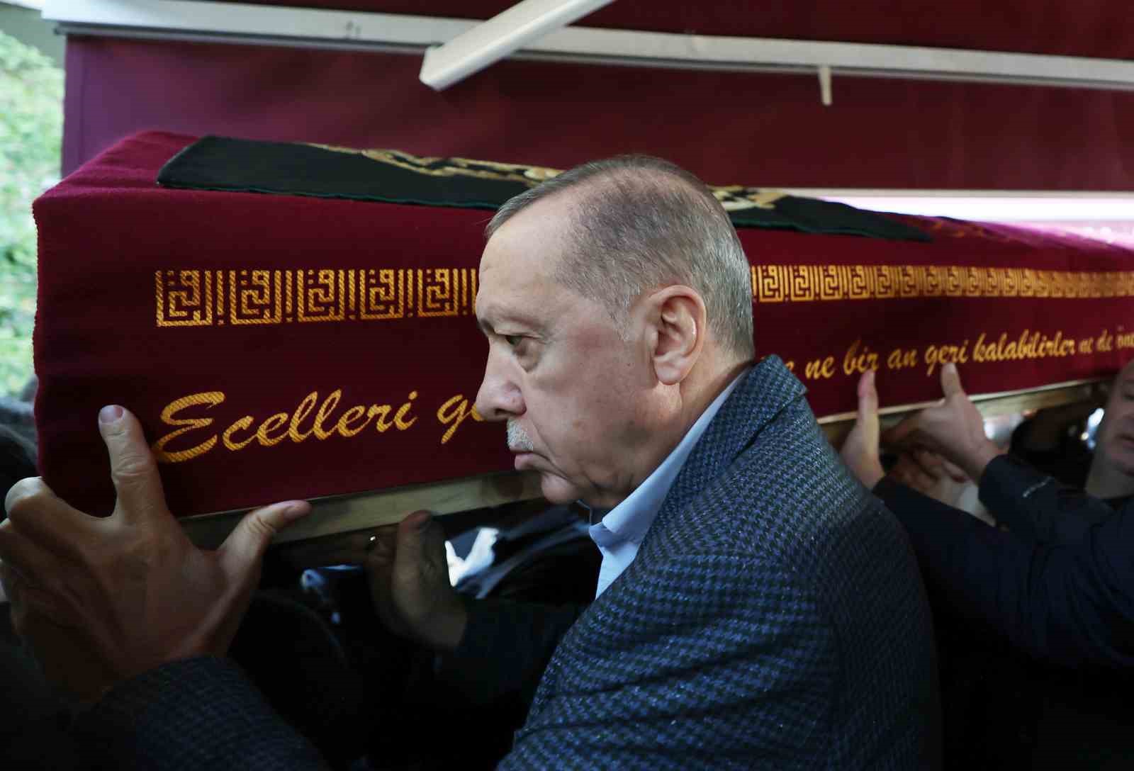 Cumhurbaşkanı Erdoğan, Hacer Coşan’ın cenaze törenine katıldı