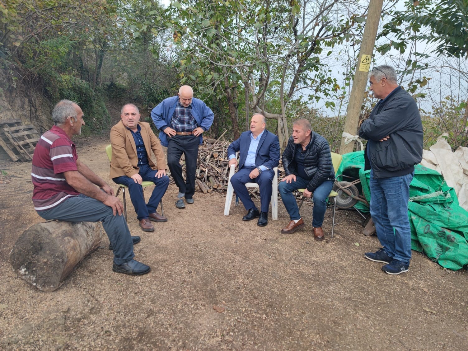 Tavlı: “Talepleri yerinde dinliyor, birlikte çözüm üretiyoruz”