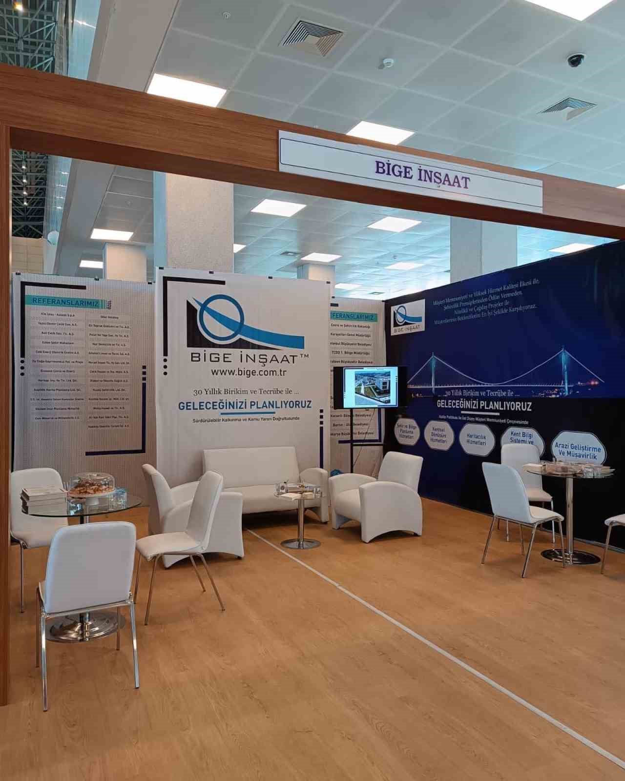 Zonguldak Tanıtım G&uuml;nleri&rsquo;nde Ahmet &Ouml;zdal b&uuml;y&uuml;k ilgi g&ouml;rd&uuml;
