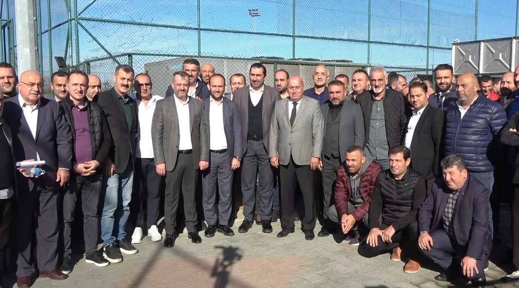 Trabzonspor&rsquo;dan 64 amat&ouml;r spor kul&uuml;b&uuml;ne malzeme yardımı
