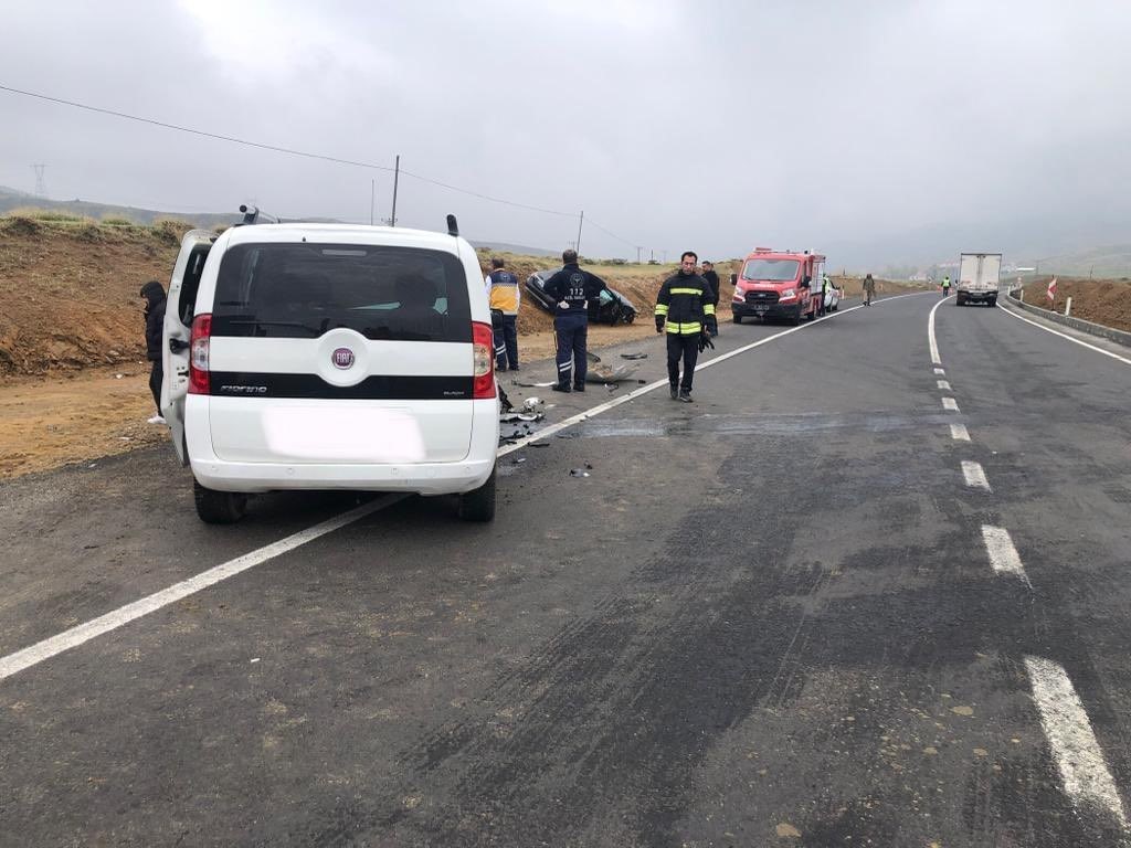 Bingöl’de trafik kazası: 6 yaralı