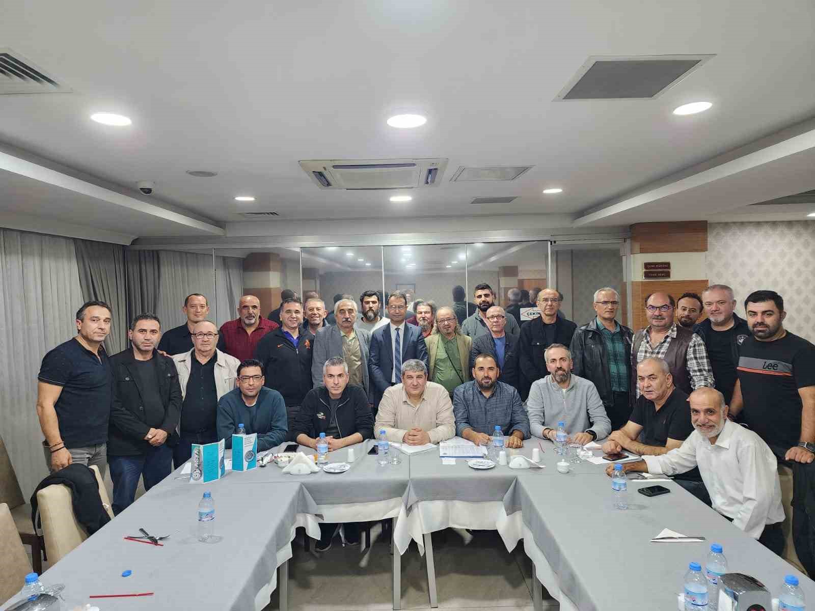 Aydın’da bilardo sporuna gönül verenler tek çatı altında toplanıyor