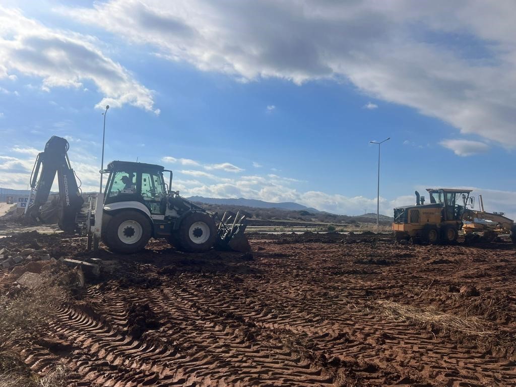 Ezine Gıda İhtisas OSB&rsquo;ye Jandarma Karakolu yapım &ccedil;alışmaları başladı
