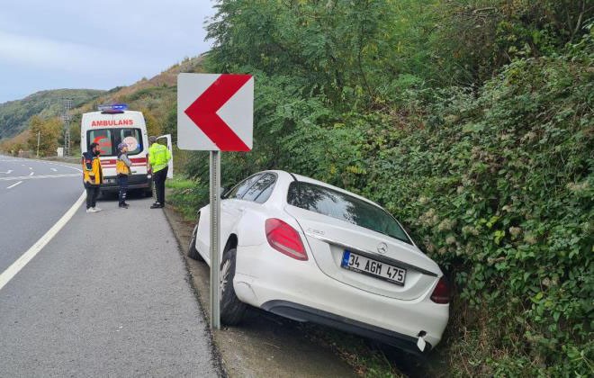 Kaza yapan otomobil terk edilmiş halde bulundu
