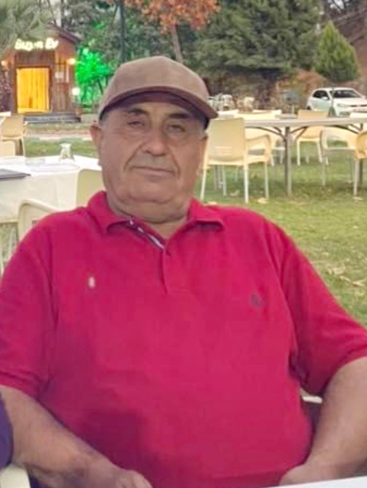 Manisalı &ccedil;ift&ccedil;i tarlada &ouml;l&uuml; bulundu
