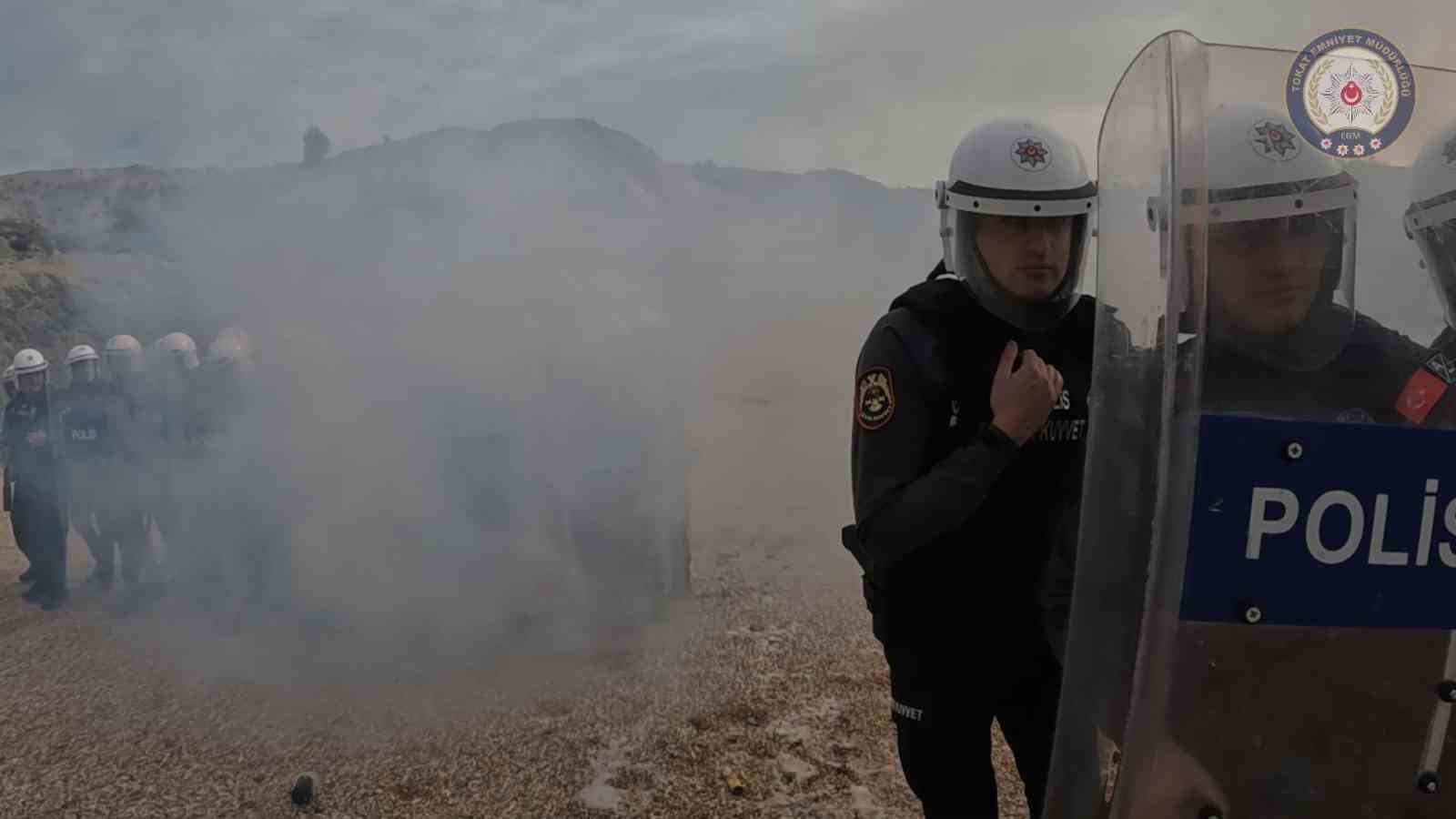 Ger&ccedil;ek değil tatbikat
