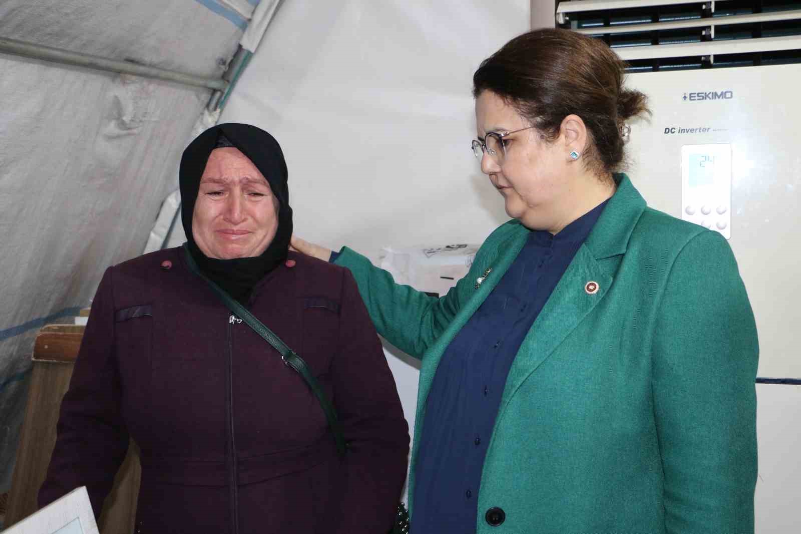 TBMM İnsan Hakları İnceleme Komisyonu heyeti, Diyarbakır anneleriyle bir araya geldi
