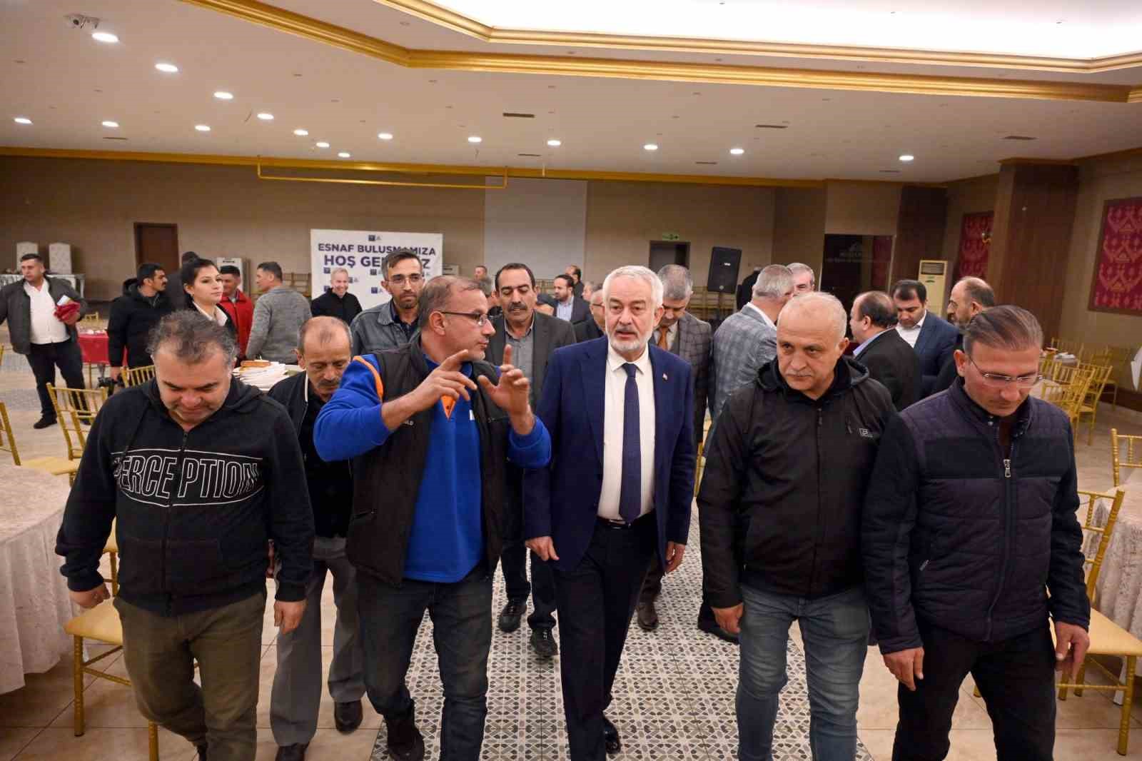 Başkan Başdeğirmen, Sanayi Sitesi esnafıyla bir araya geldi

