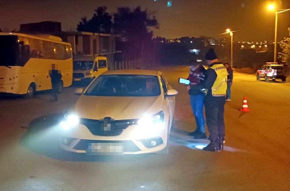 Jandarmadan Nusaybin&rsquo;de asayiş uygulaması
