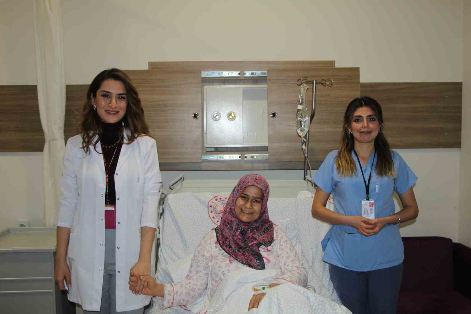 Elazığ&rsquo;dan Şırnak&rsquo;a gelen hasta, eş zamanlı ameliyatla sağlığına kavuştu
