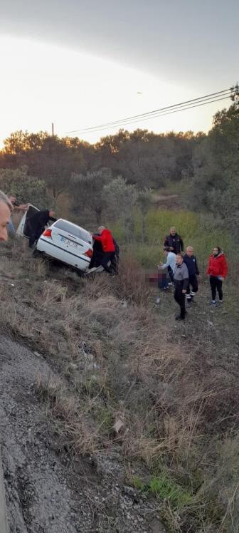 Balıkesir’de otomobil ile traktör çarpıştı: 1 ölü, 5 yaralı 