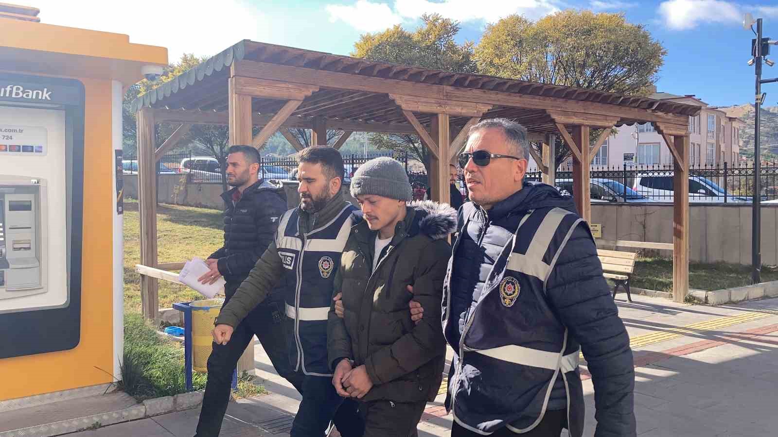 Burdur’da 24 yıl hapis cezasıyla aranan firari yakalandı