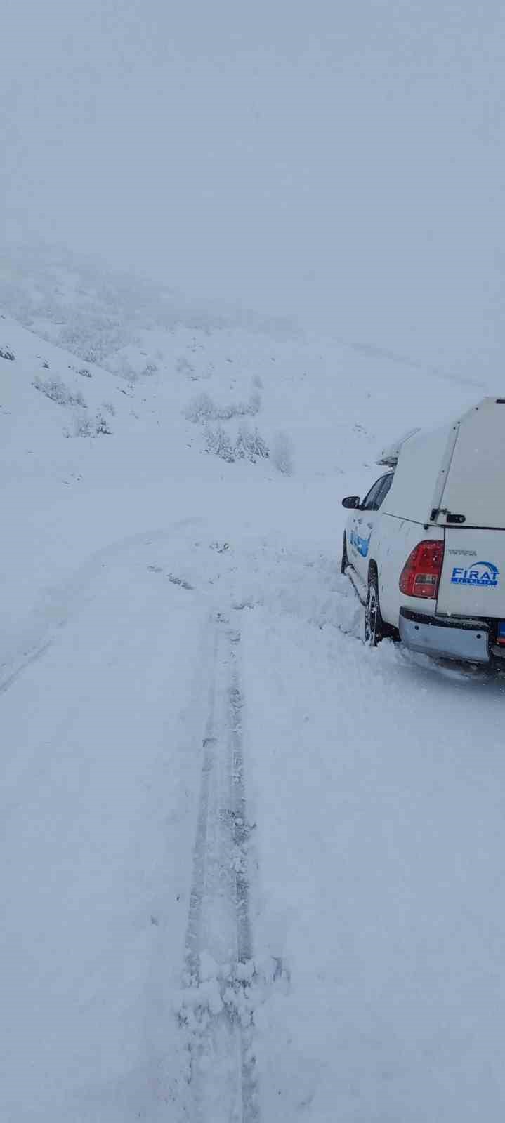 Tunceli’de kar esareti
