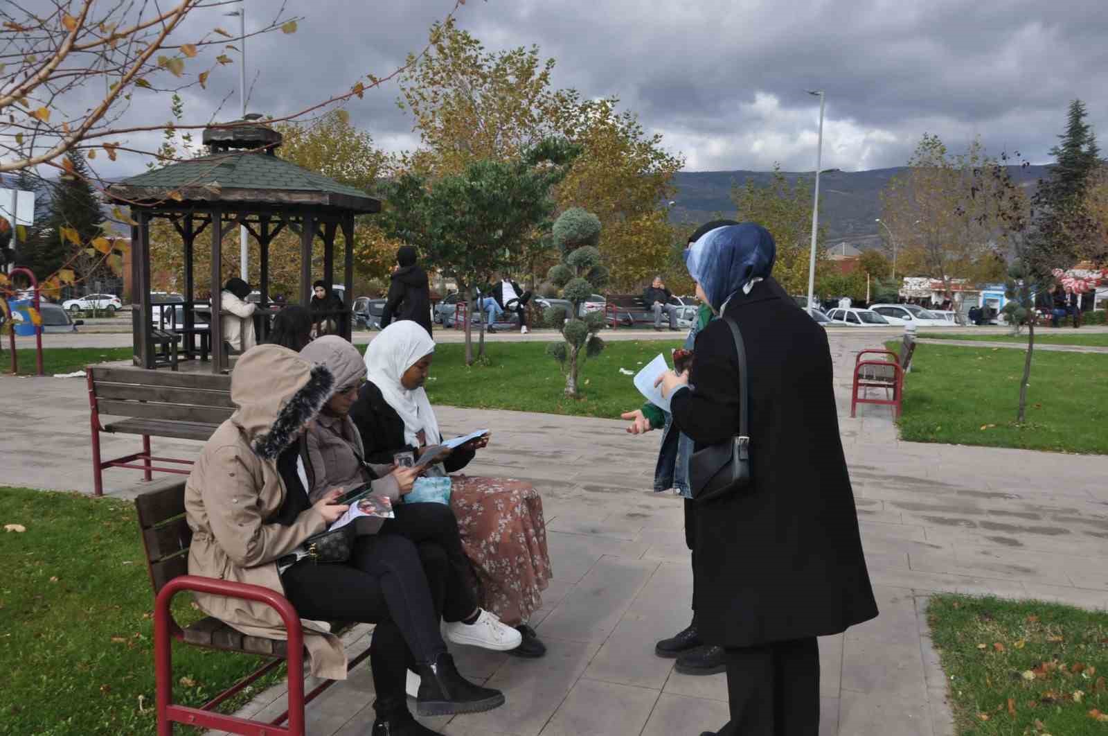 Prof. Dr. Sönmez, "Gazze’deki birçok çocuk yaşama hakkına dahi kavuşamıyor" dedi.
