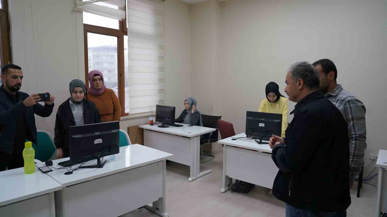 Kılın&ccedil;, 153 &Ccedil;ağrı Merkezinde &ccedil;ağrıları cevapladı
