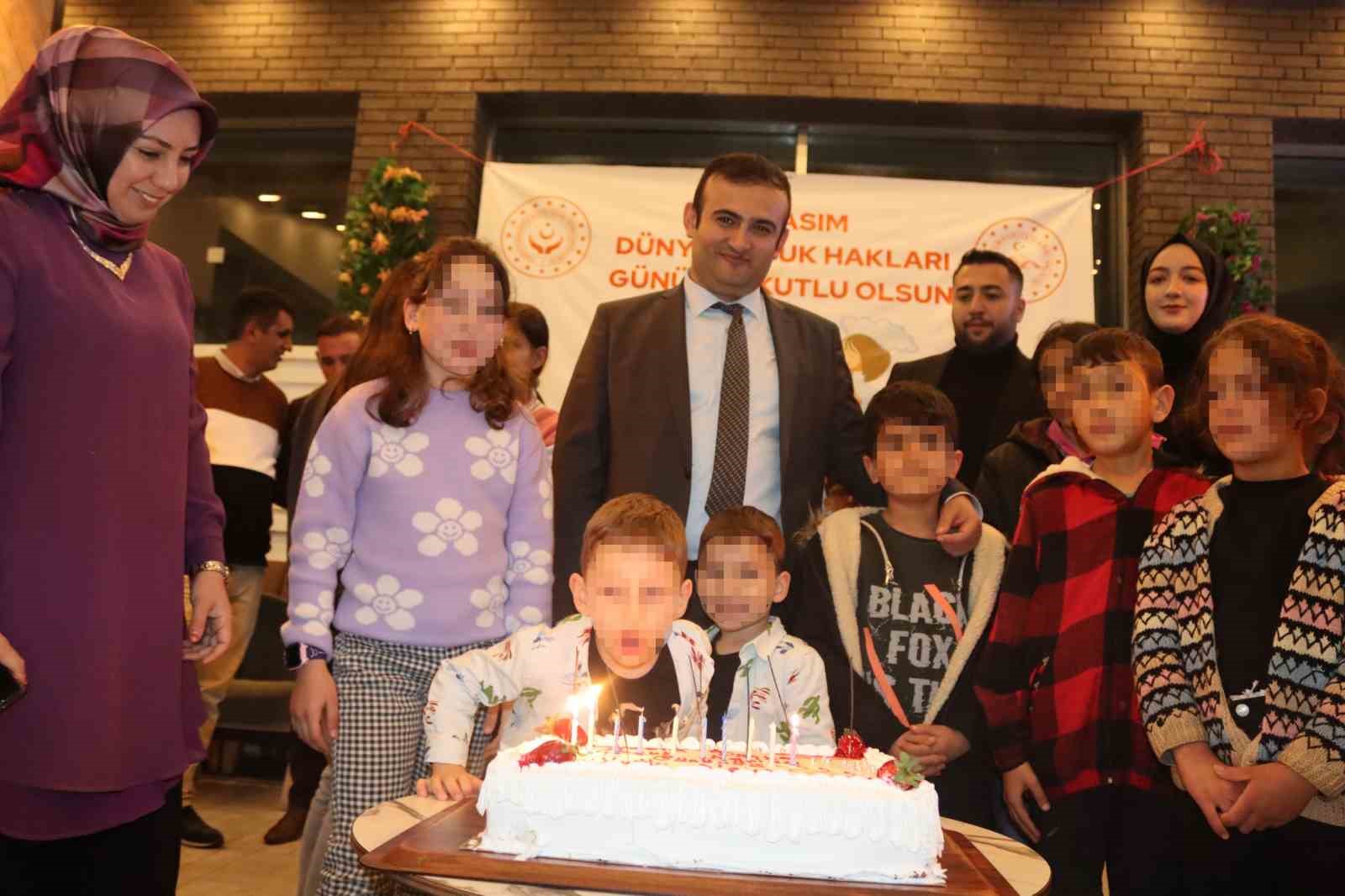 Ağrı&rsquo;da SED hizmetinden yararlanan &ccedil;ocuklar i&ccedil;in program d&uuml;zenlendi
