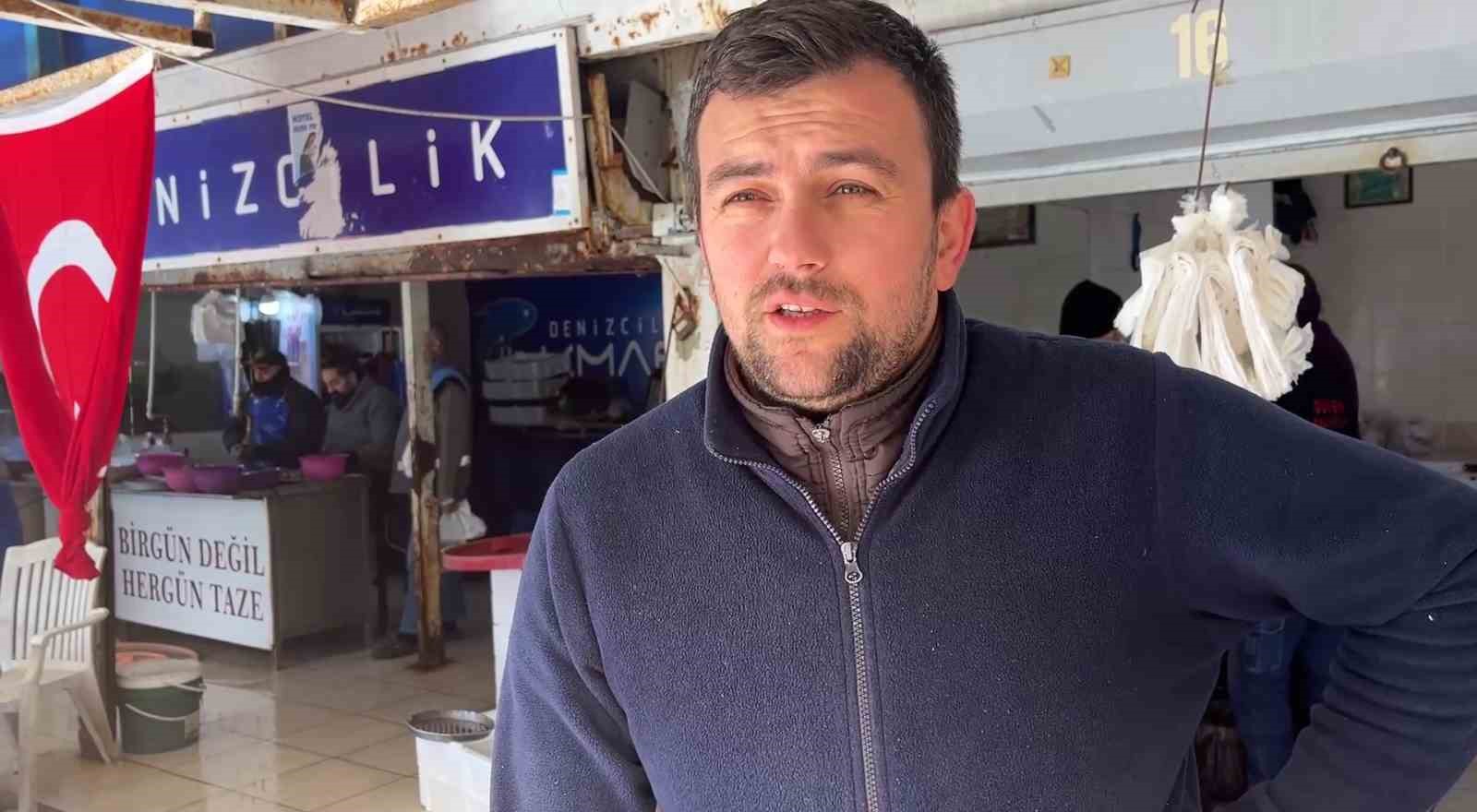 Kulağına kar suyu kaçan hamsiye yoğun talep
