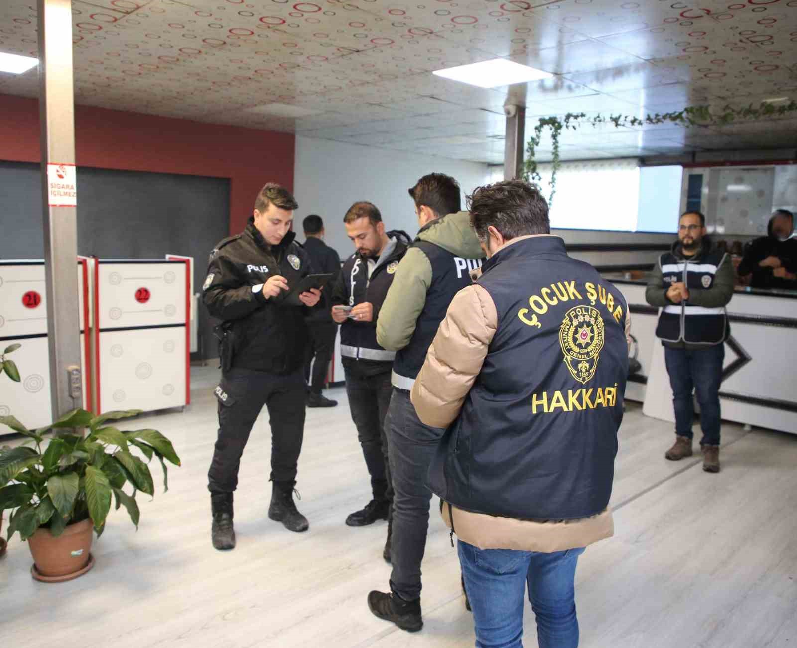 Hakkari’de asayiş uygulaması