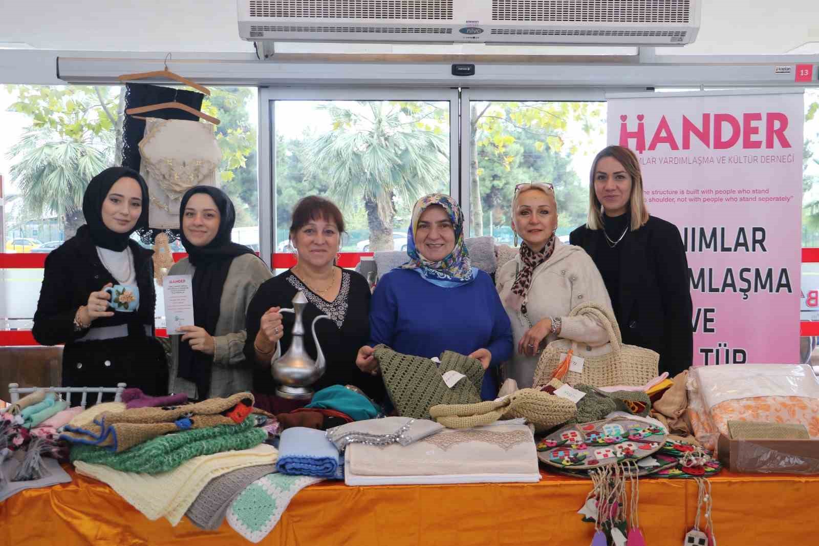 Hastaneden ihtiyaç sahibi aileler için hayır etkinliği