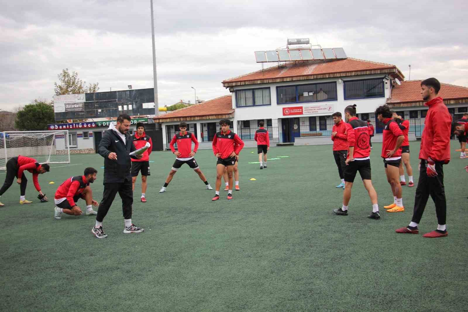 Irlıganlıspor, Çivril derbisine tam gaz hazırlanıyor