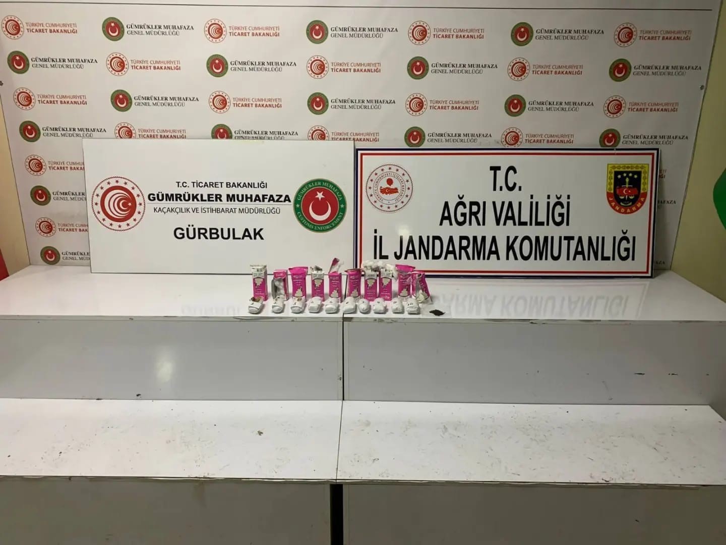 Ağrı&rsquo;da uyuşturucu madde ge&ccedil;irildi
