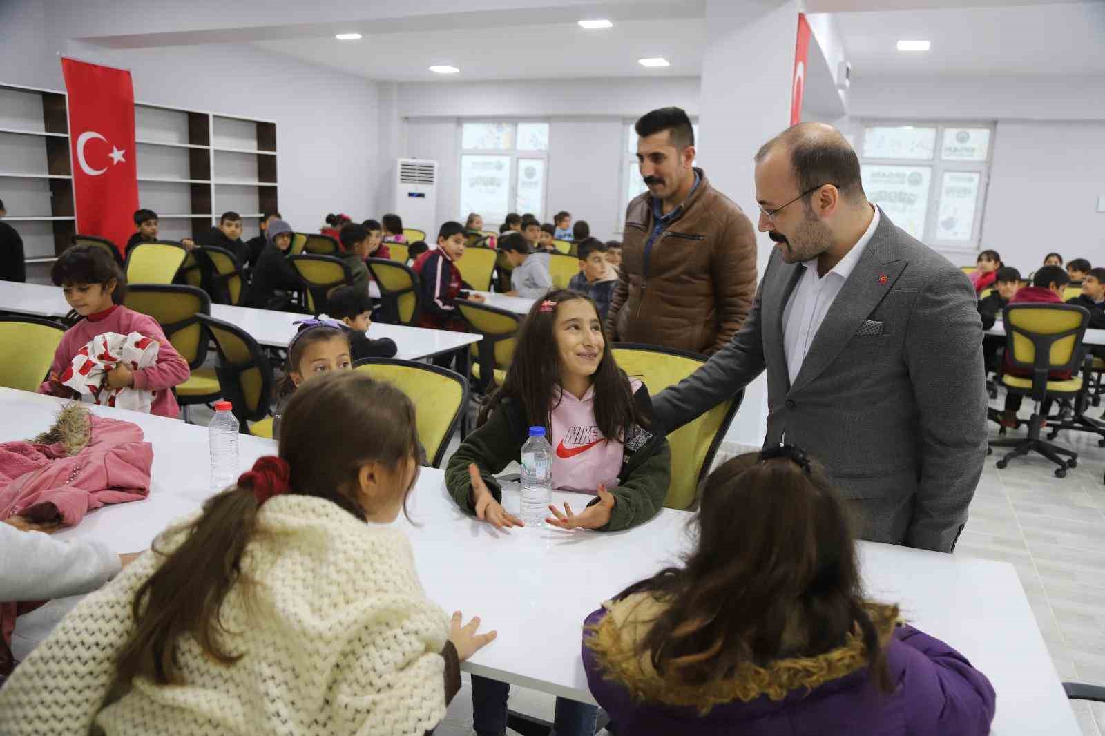 Ergani’de gençler için Kitap Kafe açıldı