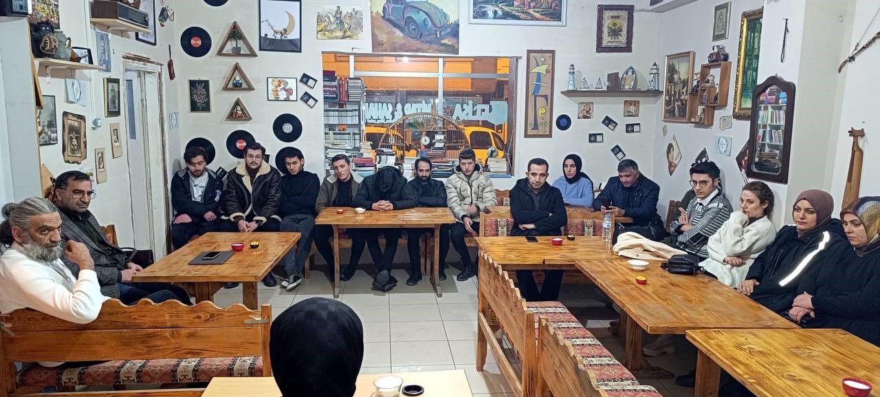 Bayburt’taki sahafta ’Türk Dili’ konuşuldu
