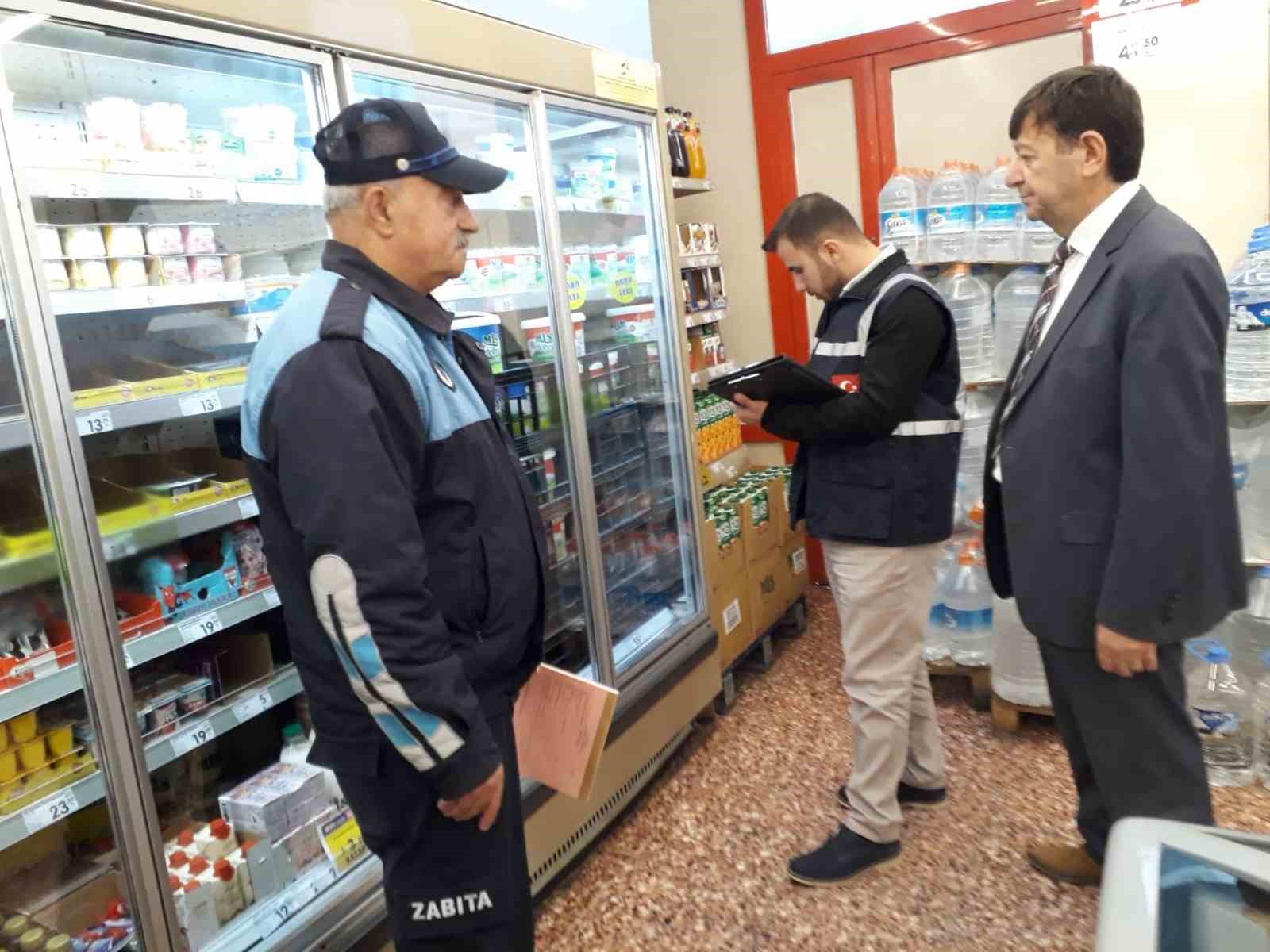Kars&rsquo;ta zincir marketler denetleniyor
