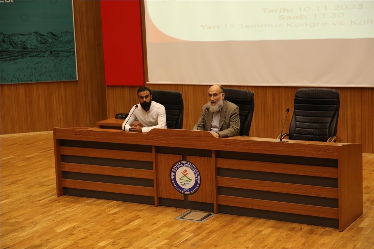 Filistinli akademisyenin verdiği seminere yoğun ilgi