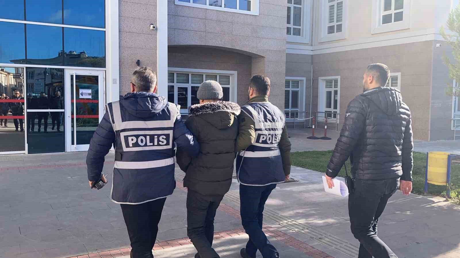 Burdur Emniyeti&rsquo;nin asayiş &ccedil;alışmalarında yakalanan 18 şahıs tutuklandı

