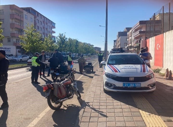Çermik’te jandarma ve polisten ortak denetim