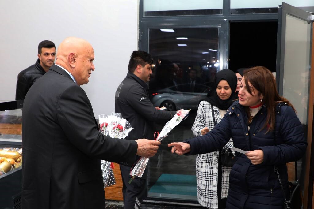 Bayburt Belediyesi 24 Kasım’da öğretmenleri unutmadı