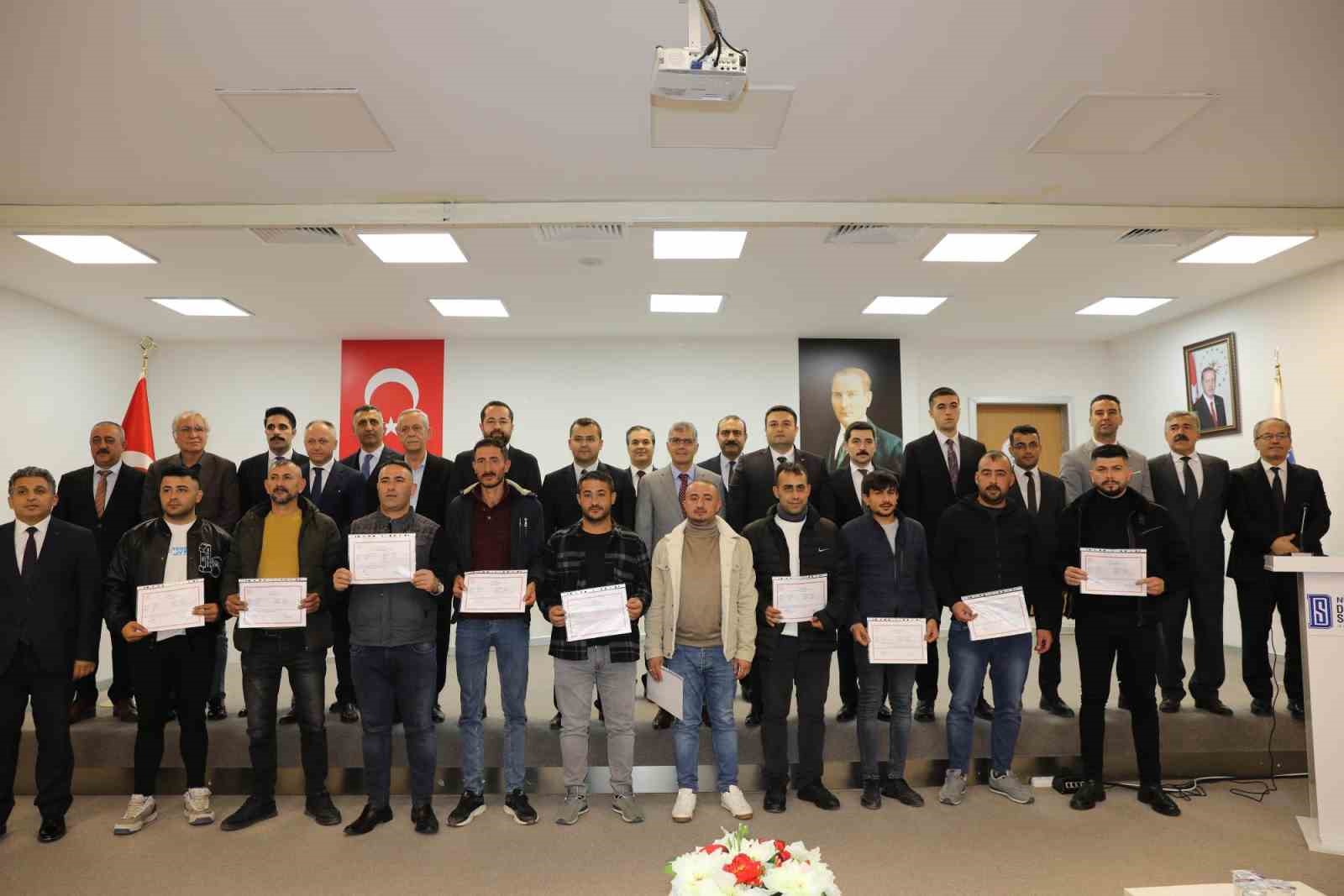 Niğde’de eski hükümlülere, işlerini kurmaları için 1 milyon 200 bin lira hibe desteği sağlandı