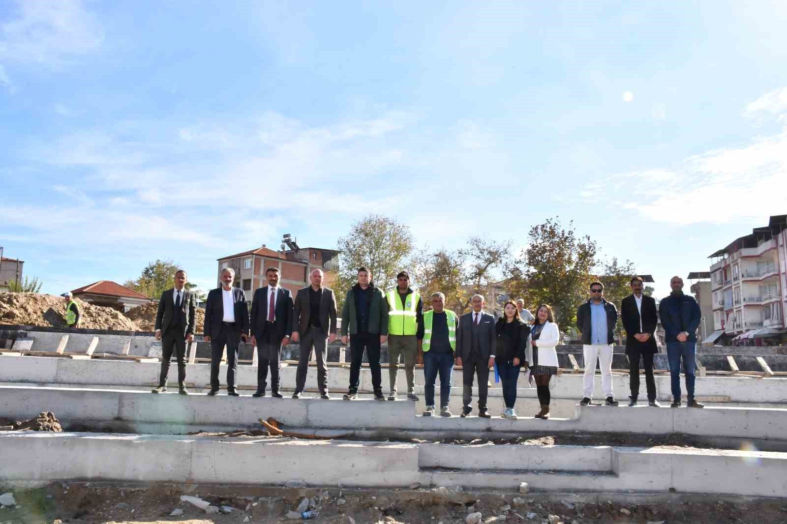 Sarıg&ouml;l modern bir kent meydanına kavuşacak
