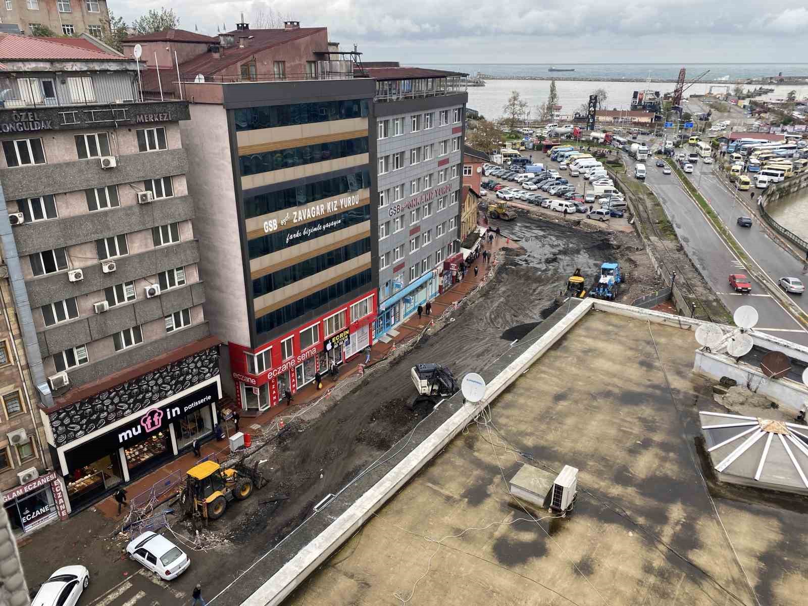 67 yıllık k&ouml;pr&uuml;deki yıkım &ccedil;alışmaları sona geldi
