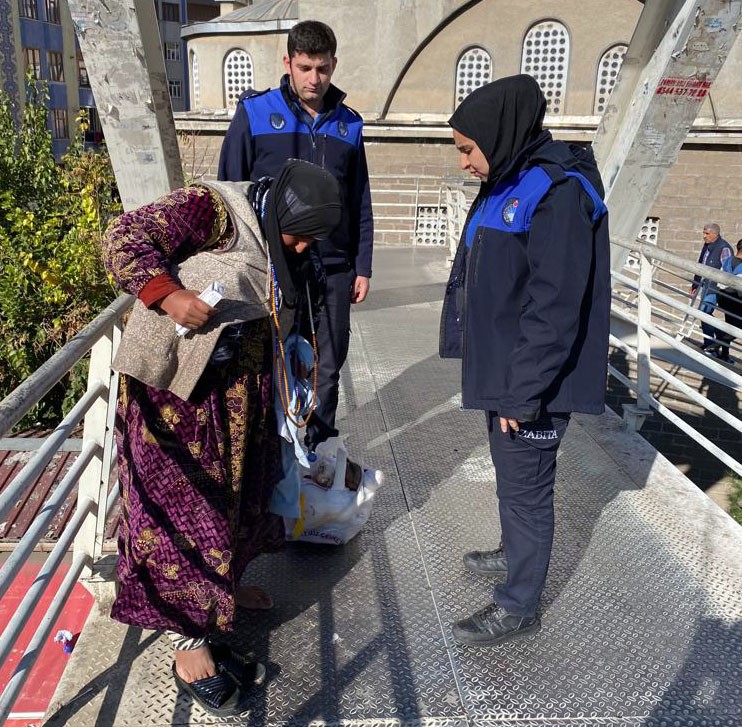 Diyarbakır’da zabıta denetimlerde 5 bin dilenci yakaladı