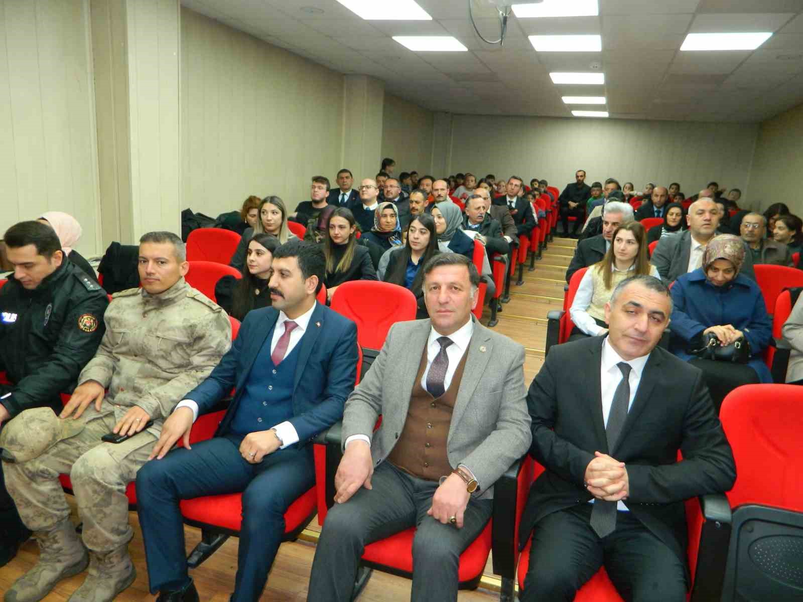 Posof&rsquo;ta &ouml;ğretmenler g&uuml;n&uuml; etkinliği
