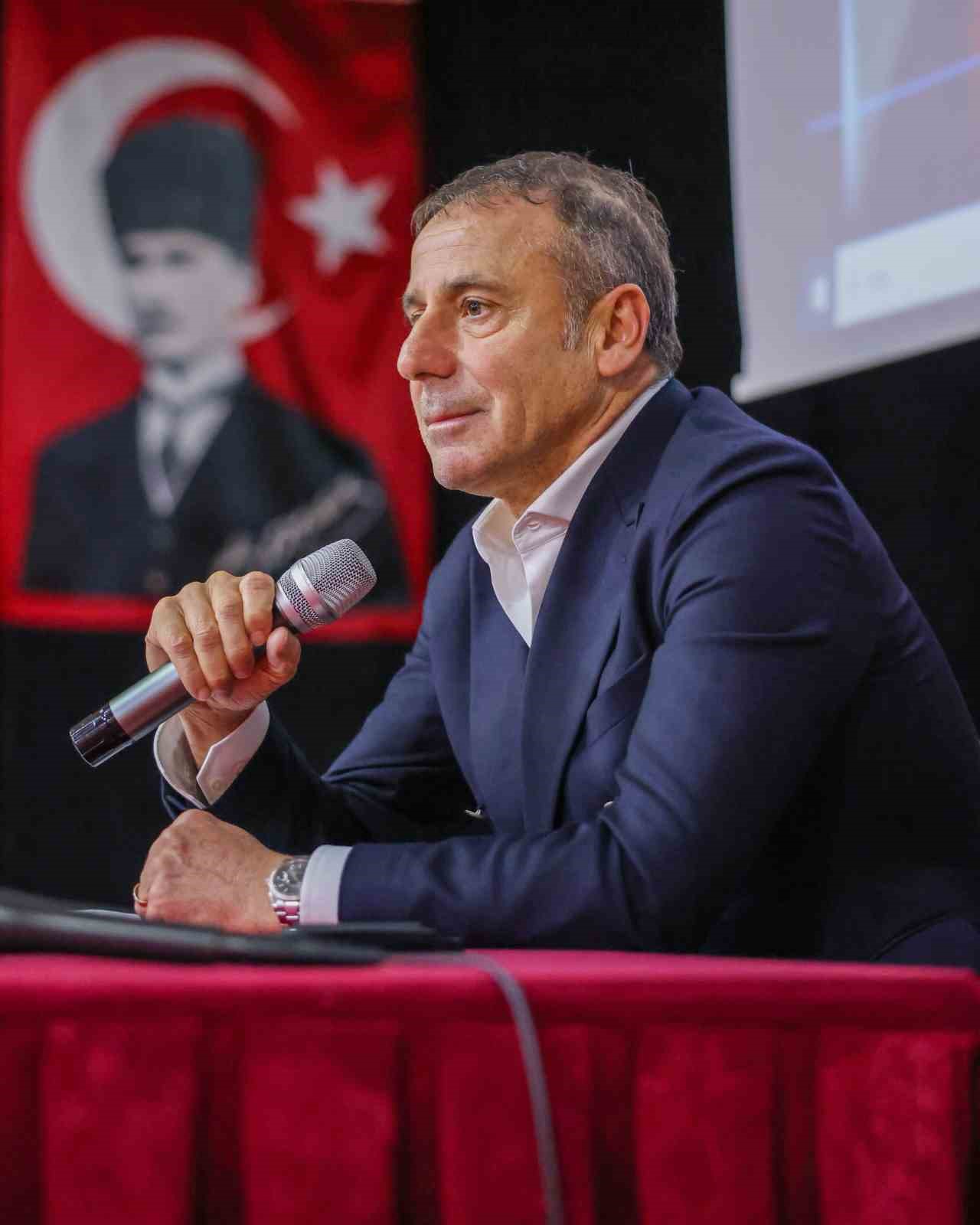 Abdullah Avcı&rsquo;dan &rsquo;&Ouml;ğretmenler G&uuml;n&uuml;&rsquo; ziyareti
