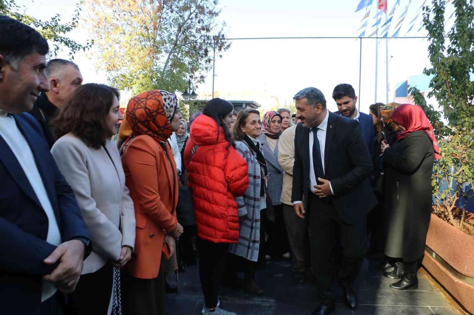 AK Parti Diyarbakır İl Başkanı Ocak, g&ouml;reve başladı
