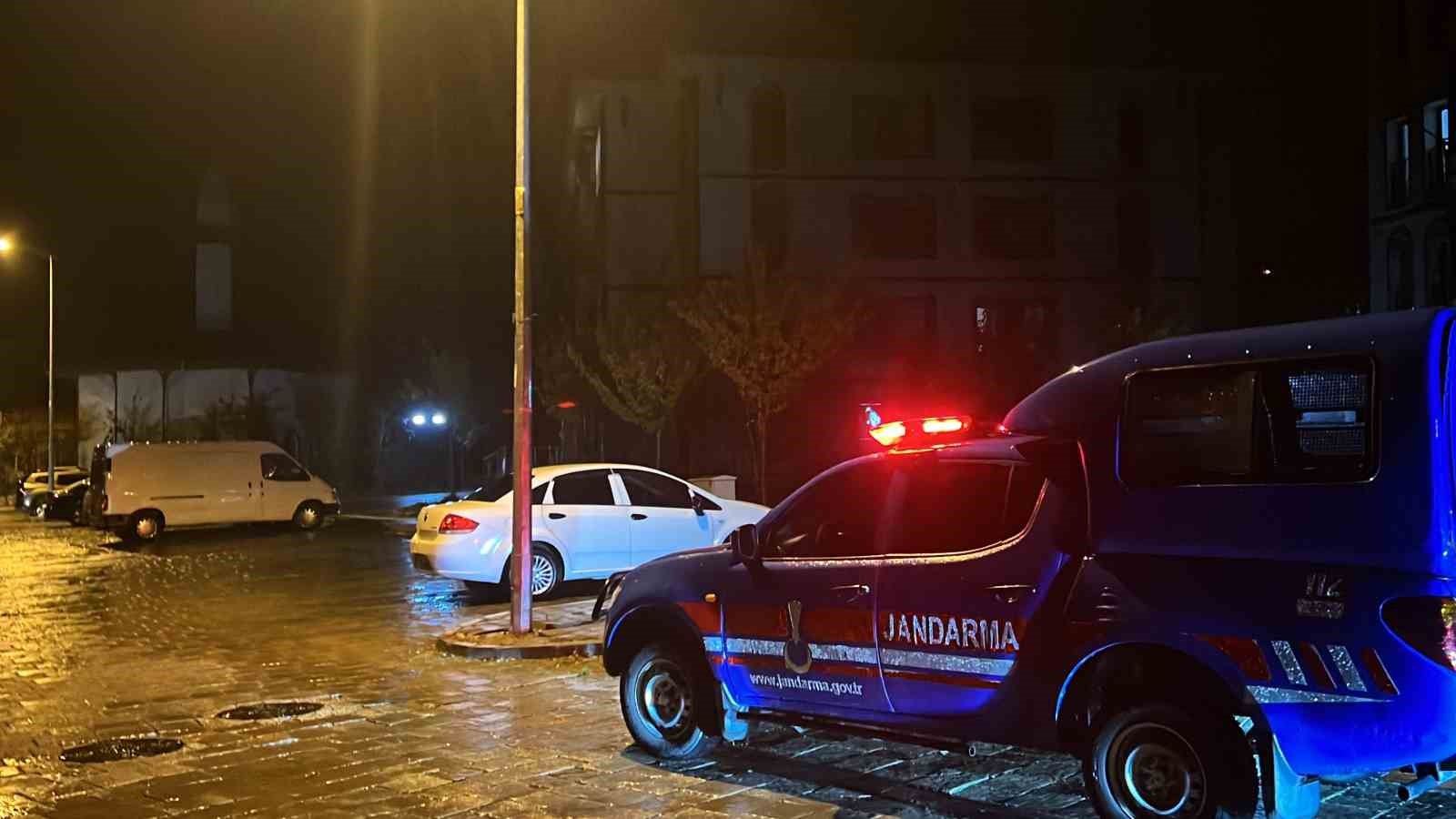 Zonguldak İl Jandarma Komutanlığından etkili yağış &ouml;ncesi uyarı
