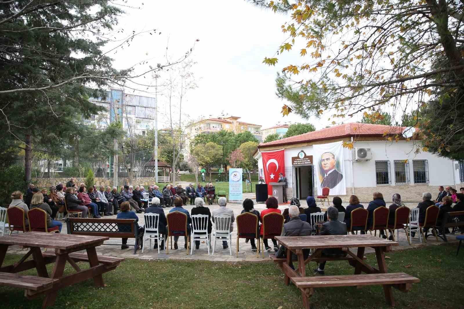 Aktif Yaş Alma Merkezi’nde Öğretmenler Gününe özel kutlama
