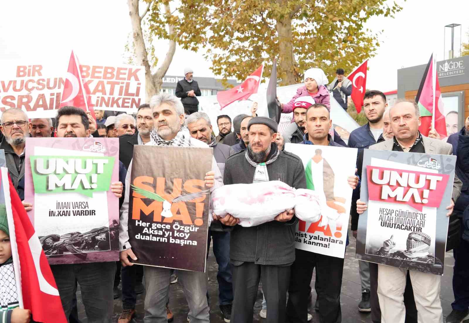 Niğde’de Filistin’e destek yürüyüşü yapıldı