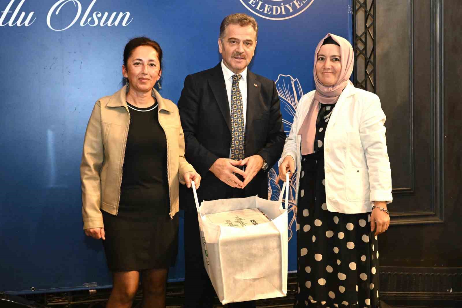 Gaziosmanpaşa Belediye Başkanı Usta, 24 Kasım’da ilçedeki öğretmenleri ağırladı