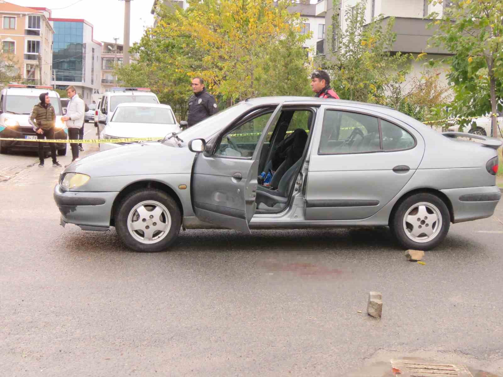 Tartıştığı oğlunu silahla yaraladı
