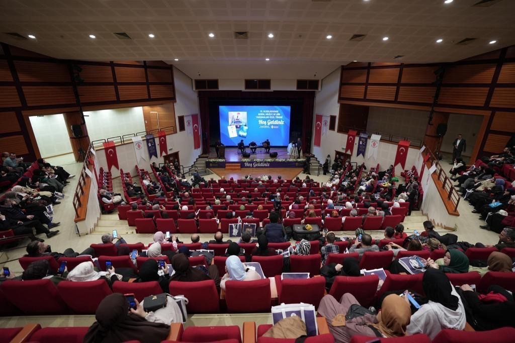 Ümraniye’de 19. Uluslararası resim, hikaye ve şiir yarışmasının ödül töreni gerçekleşti