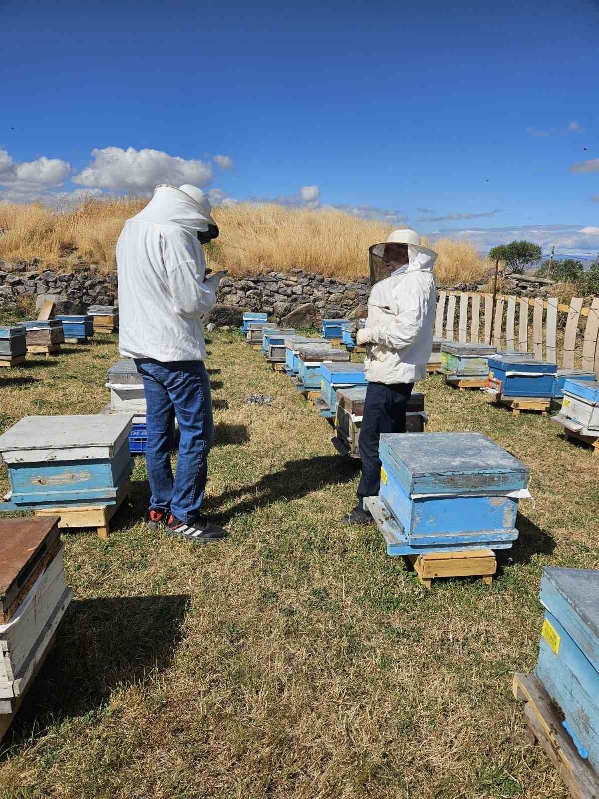 Ardahan&rsquo;da uzman &uuml;reticilere 3,5 milyon lira hibe
